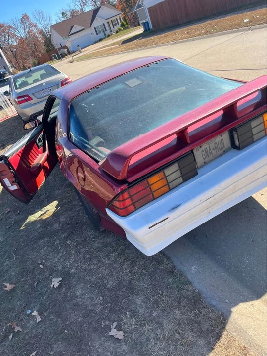 1991 Chevrolet Camaro 3rd Gen - Image 2 of 9