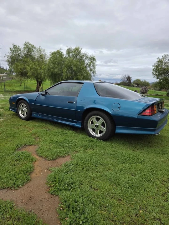 1991 Chevrolet Camaro 3rd Gen - Image 2 of 17