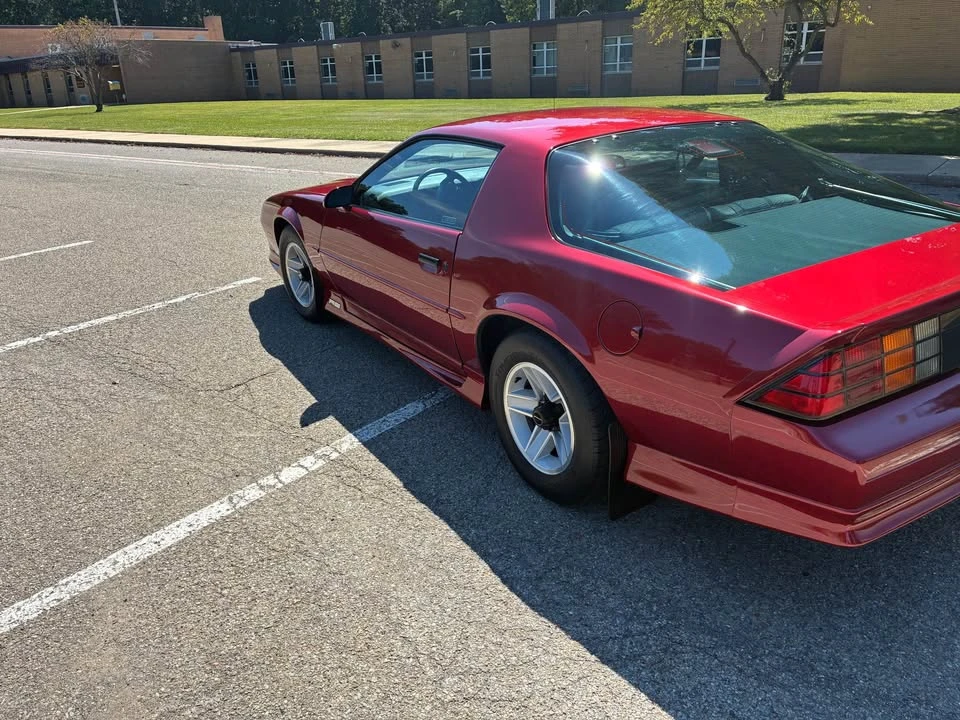 1991 Chevrolet Camaro 3rd Gen - Image 4 of 20