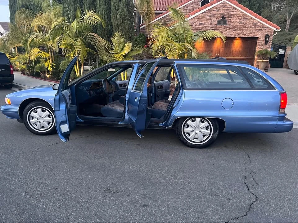 1991 Chevrolet Caprice - Image 15 of 20