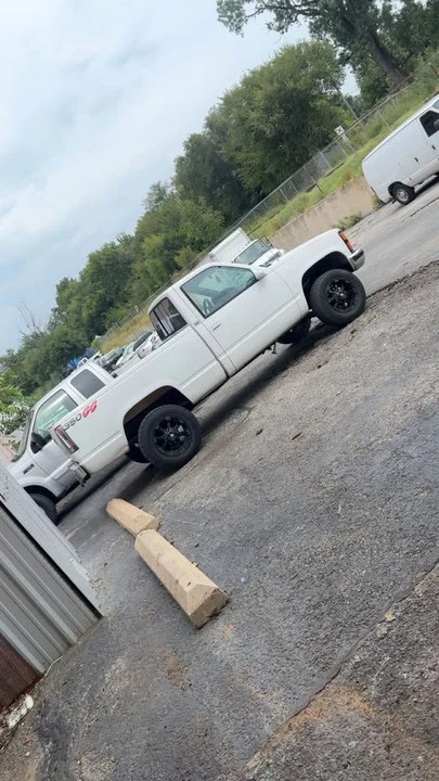 1991 Chevrolet C/K 4th Gen - Image 5 of 16