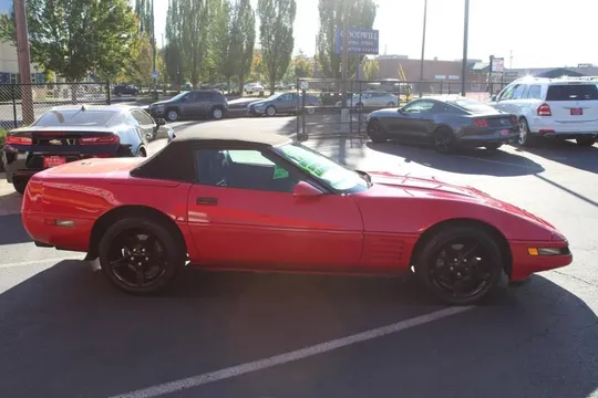 1991 Chevrolet Corvette C4 - Image 3 of 16