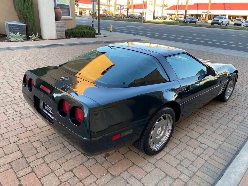 1991 Chevrolet Corvette C4 - Image 9 of 20