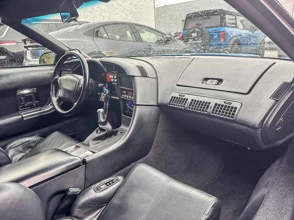 1991 Chevrolet Corvette C4 - Image 13 of 19