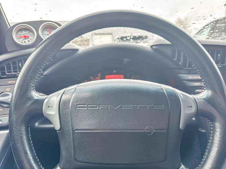 1991 Chevrolet Corvette C4 - Image 12 of 20