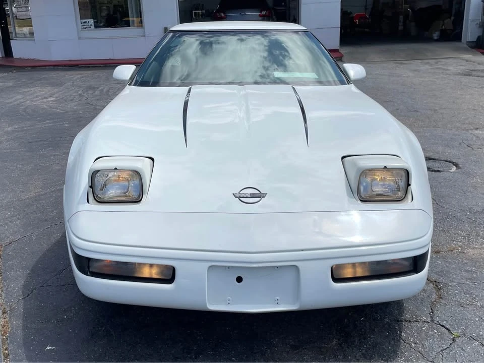 1991 Chevrolet Corvette C4 - Image 8 of 19