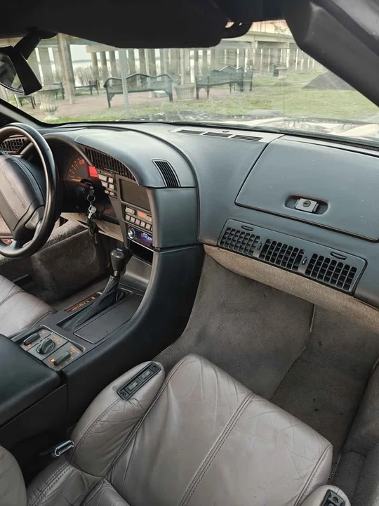 1991 Chevrolet Corvette C4 - Image 14 of 16