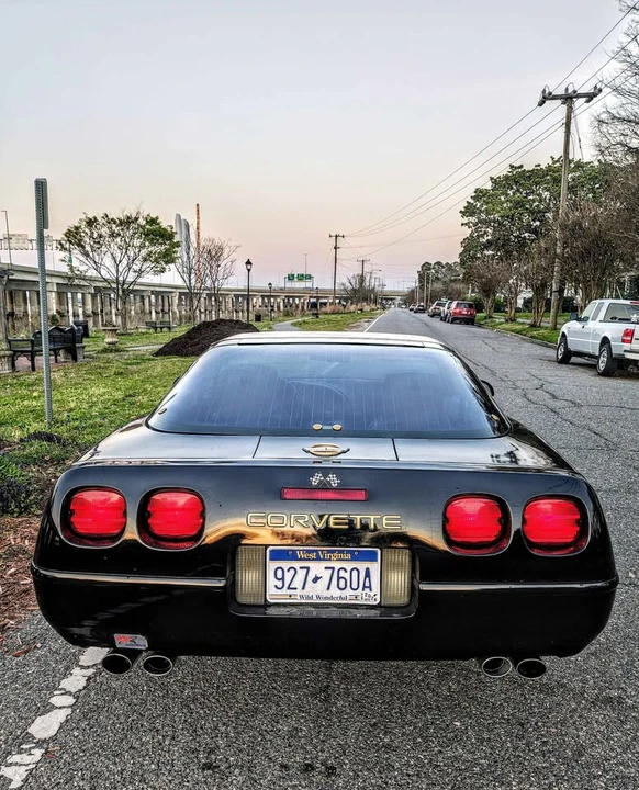 1991 Chevrolet Corvette C4 - Image 7 of 16