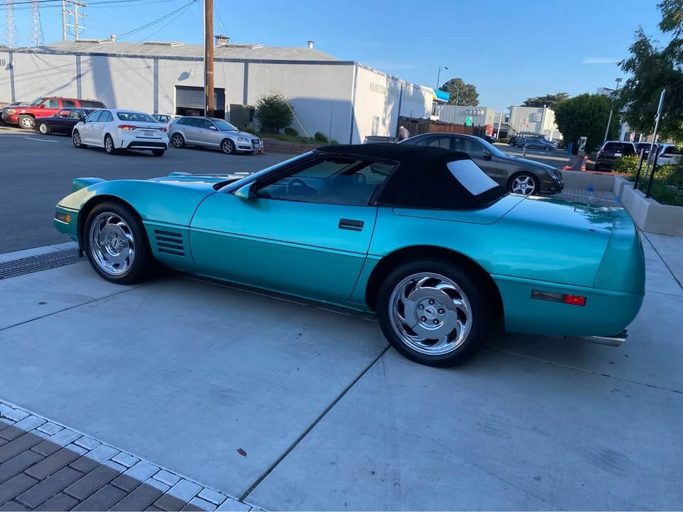 1991 Chevrolet Corvette C4 - Image 8 of 13