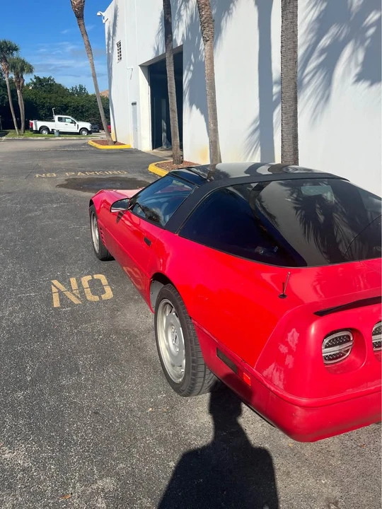 1991 Chevrolet Corvette C4 - Image 4 of 13
