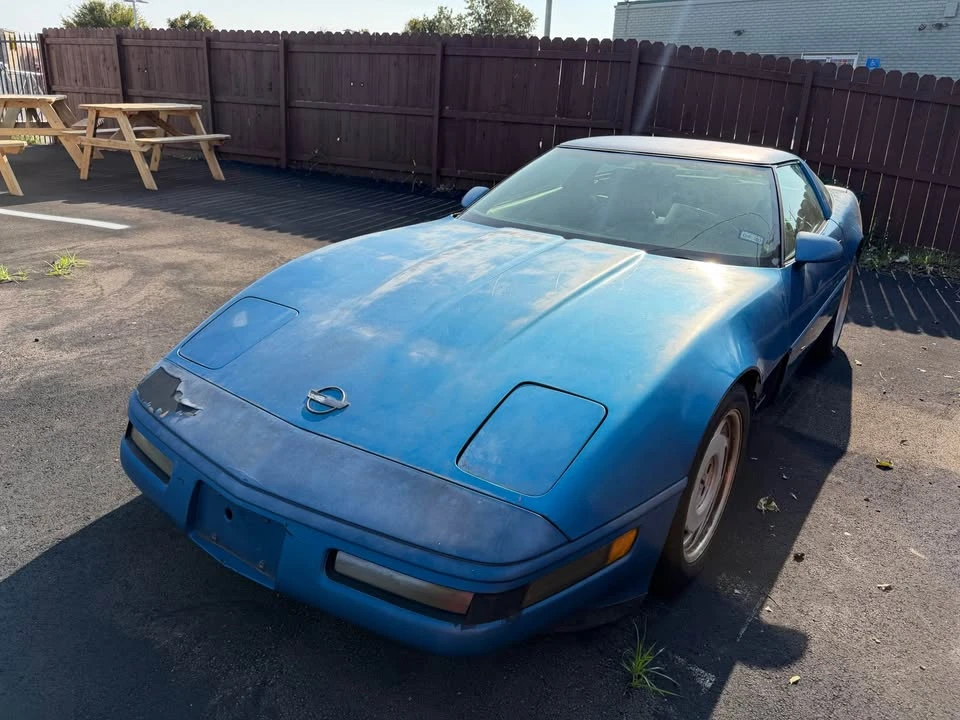 1991 Chevrolet Corvette C4 - Image 3 of 8