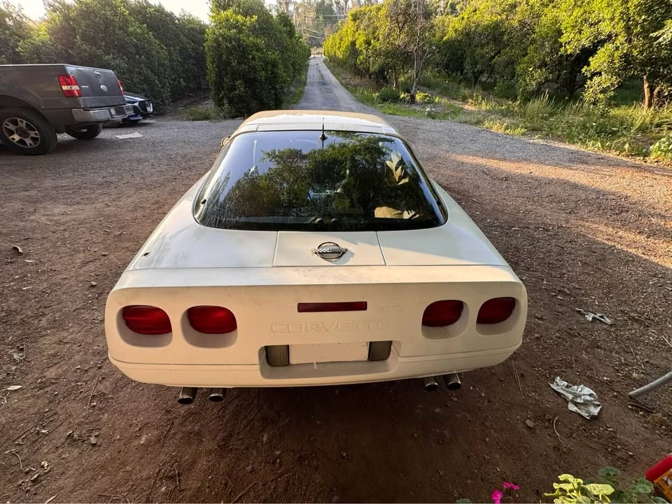 1991 Chevrolet Corvette C4 - Image 6 of 12
