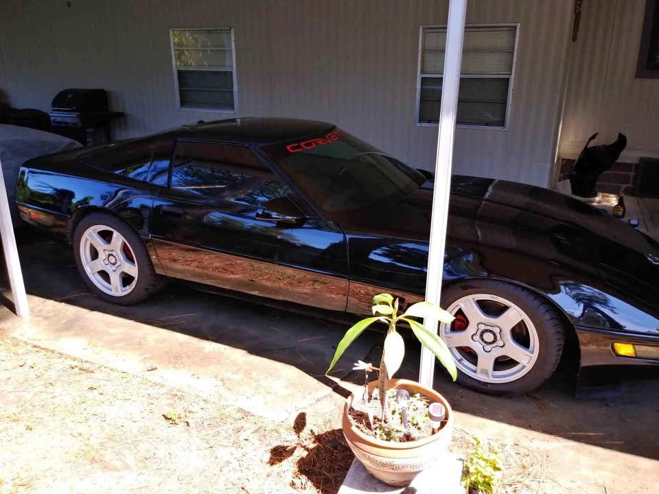 1991 Chevrolet Corvette C4 - Image 1 of 4