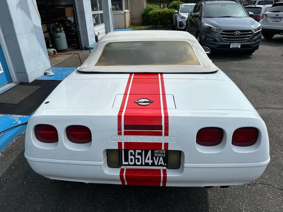 1991 Chevrolet Corvette C4 - Image 11 of 20