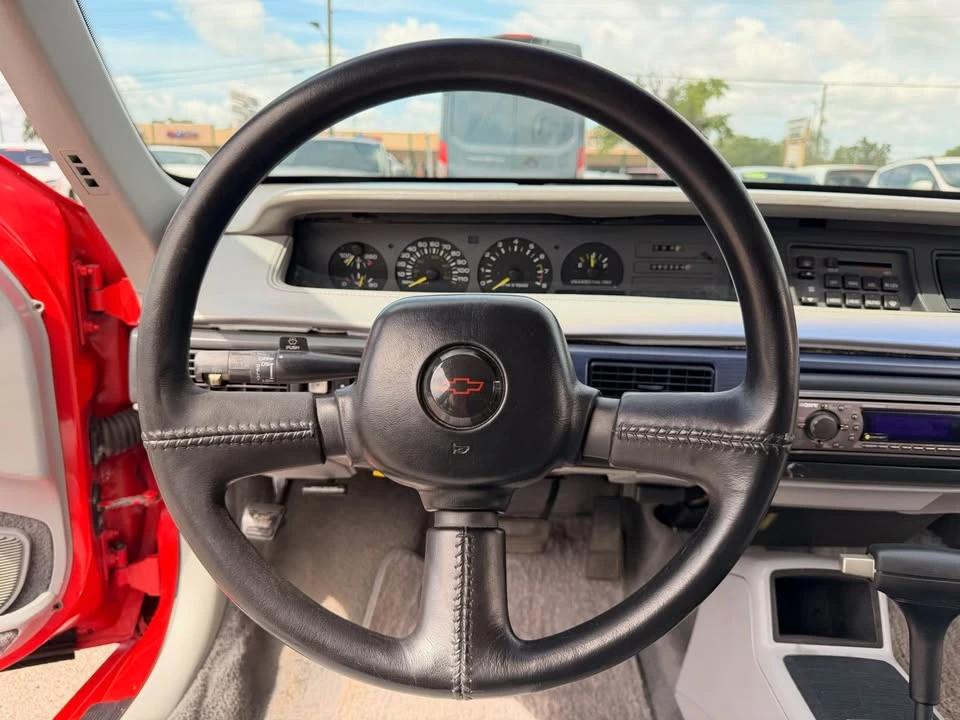 1991 Chevrolet Lumina - Image 11 of 17