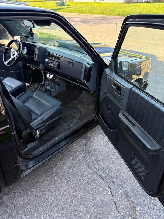 1991 Chevrolet S-10 - Image 6 of 9