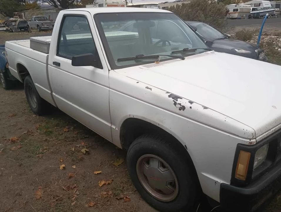 1991 Chevrolet S-10 - Image 2 of 7