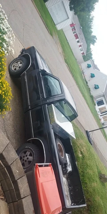 1991 Chevrolet S-10 - Image 2 of 6