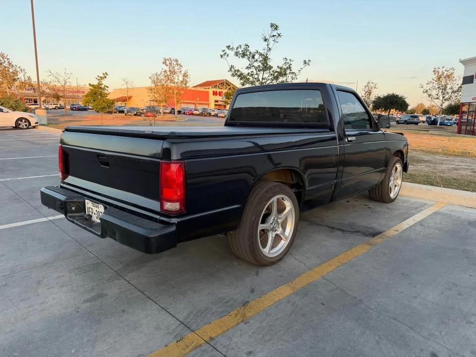 1991 Chevrolet S-10 - Image 3 of 10