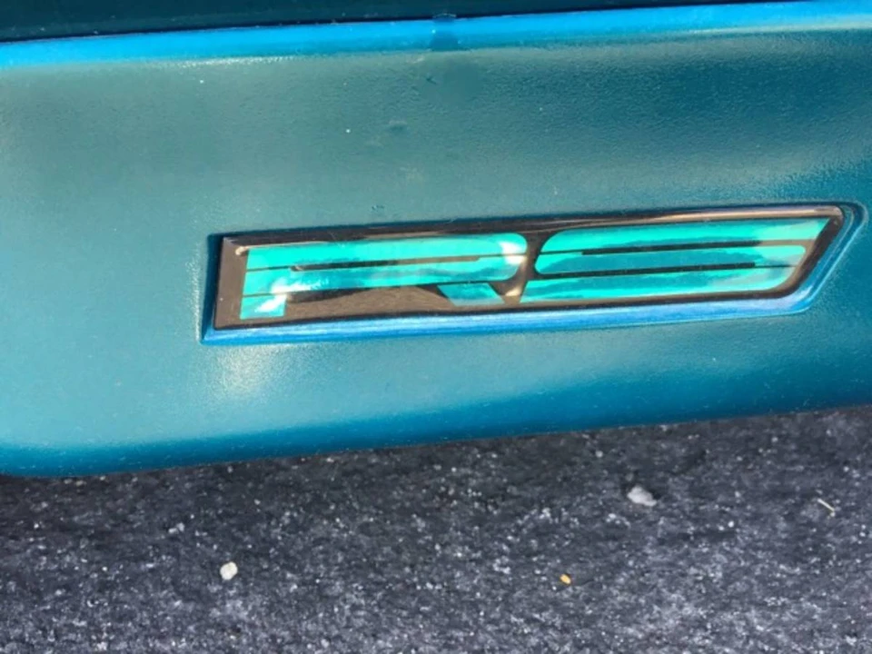 1991 Chevrolet Camaro 3rd Gen - Image 8 of 23