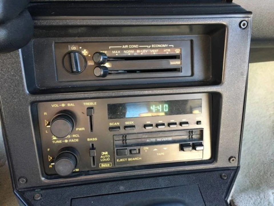 1991 Chevrolet Camaro 3rd Gen - Image 6 of 23