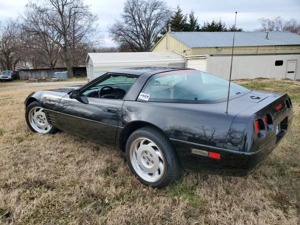 1991 Chevrolet Corvette C4 - Image 2 of 5