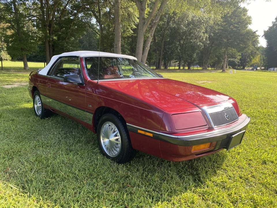 1991 Chrysler LeBaron - Image 7 of 31
