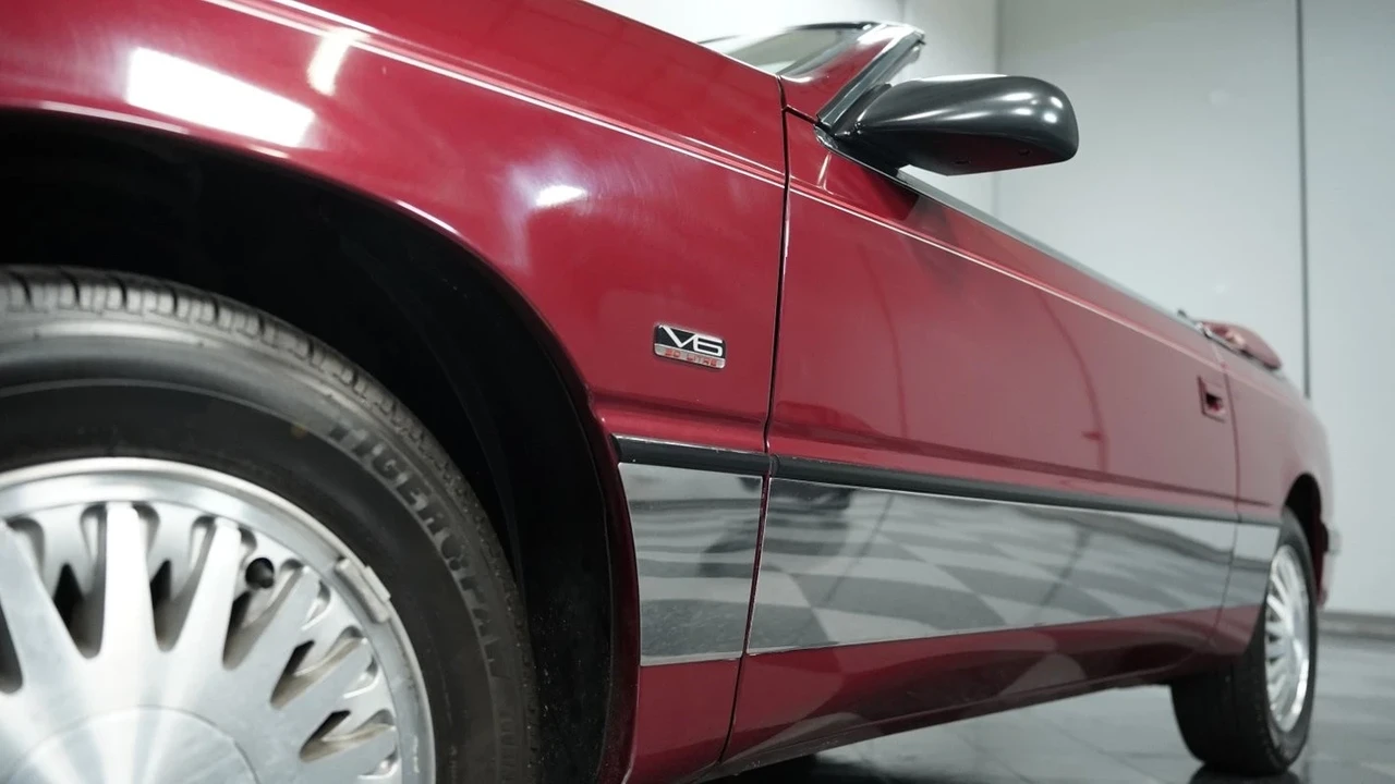 1991 Chrysler LeBaron - Image 21 of 21