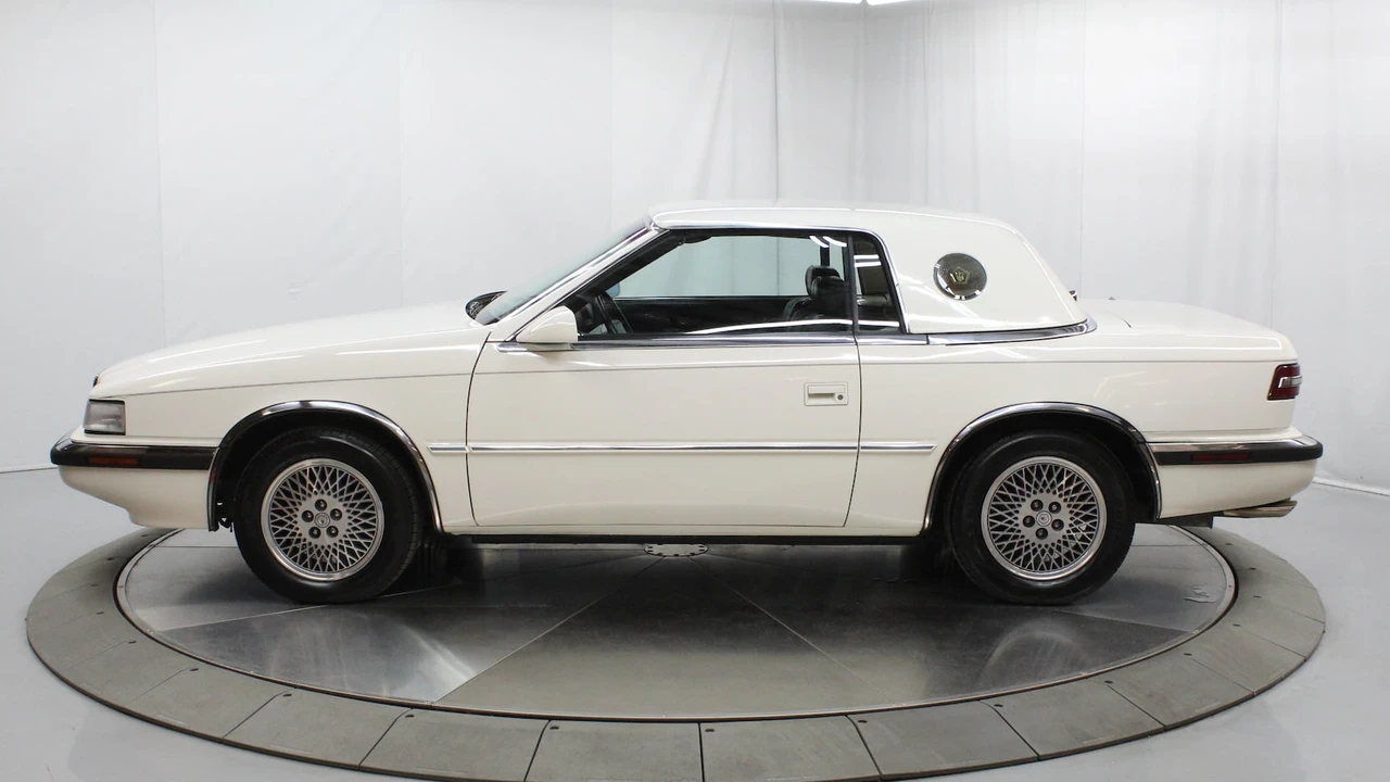 1991 Chrysler TC by Maserati - Image 2 of 31