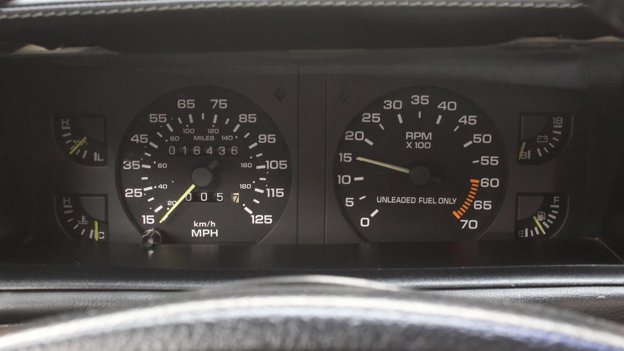 1991 Chrysler TC by Maserati - Image 12 of 31