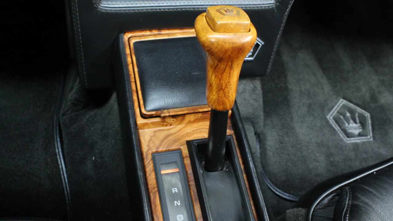 1991 Chrysler TC by Maserati - Image 15 of 31