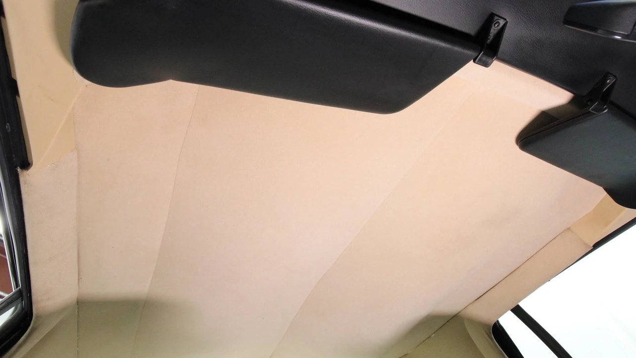 1991 Chrysler TC by Maserati - Image 19 of 31