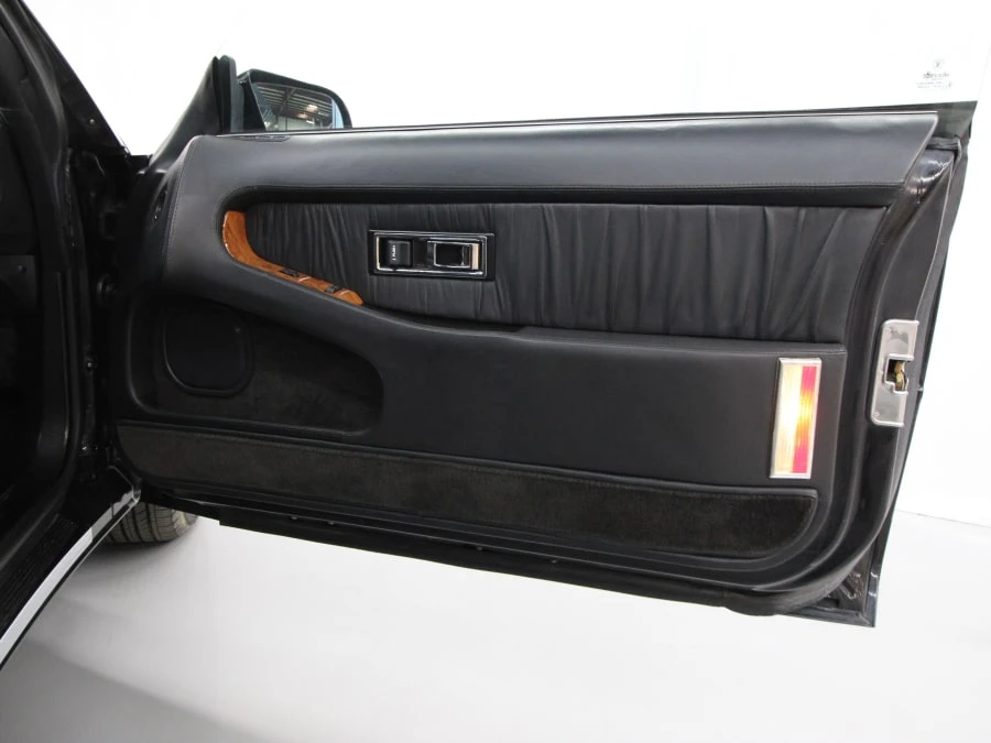 1991 Chrysler TC by Maserati - Image 20 of 31