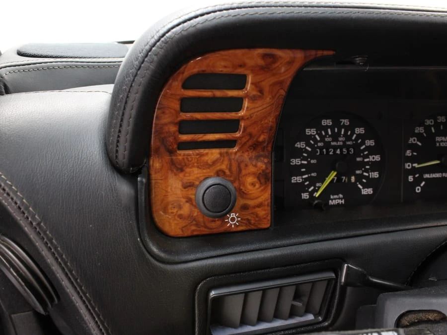 1991 Chrysler TC by Maserati - Image 27 of 31