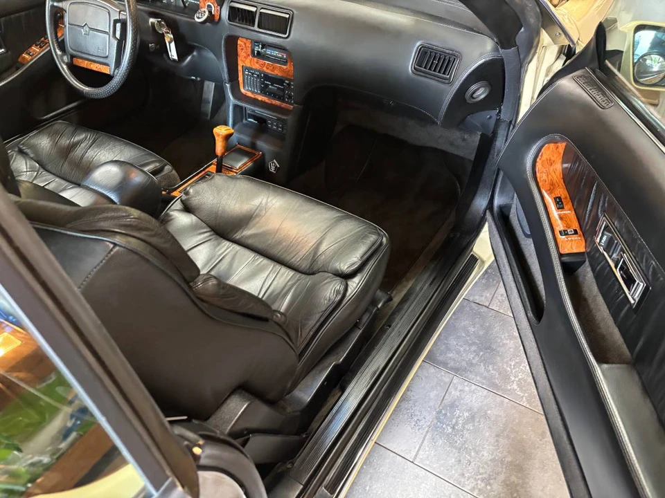 1991 Chrysler TC by Maserati - Image 11 of 16