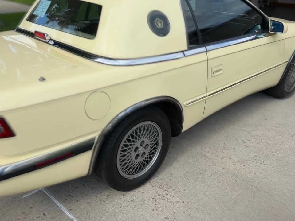 1991 Chrysler TC by Maserati - Image 8 of 14