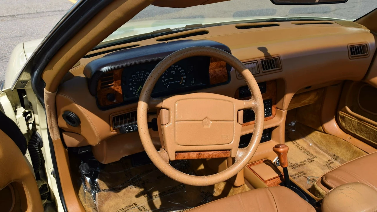 1991 Chrysler TC by Maserati - Image 10 of 28
