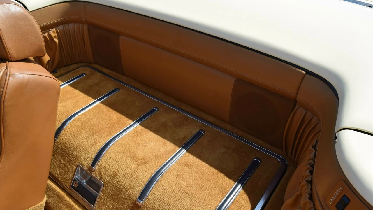 1991 Chrysler TC by Maserati - Image 15 of 28