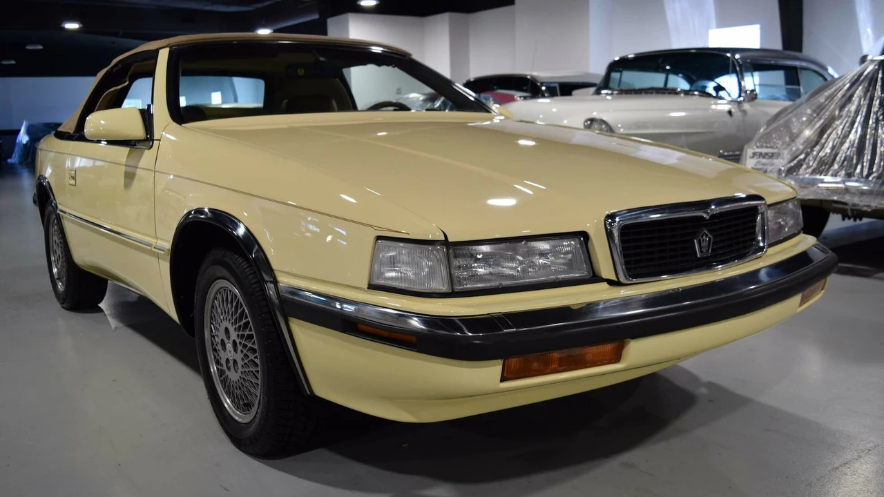 1991 Chrysler TC by Maserati - Image 28 of 28