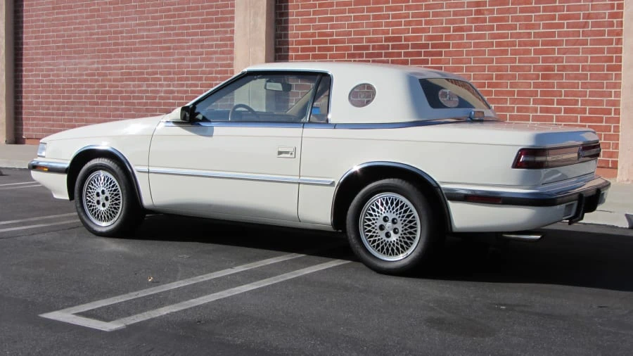 1991 Chrysler TC by Maserati - Image 3 of 11