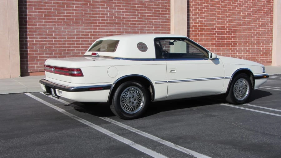 1991 Chrysler TC by Maserati - Image 9 of 11