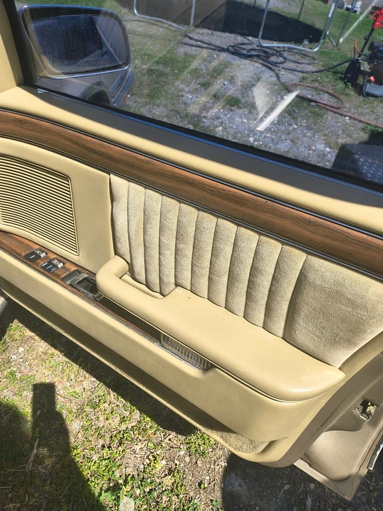 1991 Chrysler New Yorker - Image 12 of 20