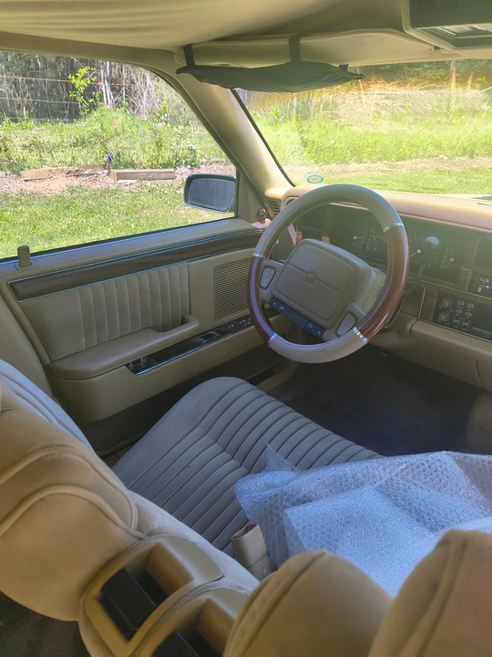 1991 Chrysler New Yorker - Image 8 of 20