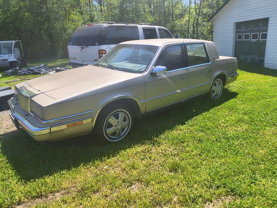 1991 Chrysler New Yorker - Image 2 of 20