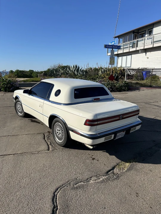 1991 Chrysler TC by Maserati - Image 6 of 19