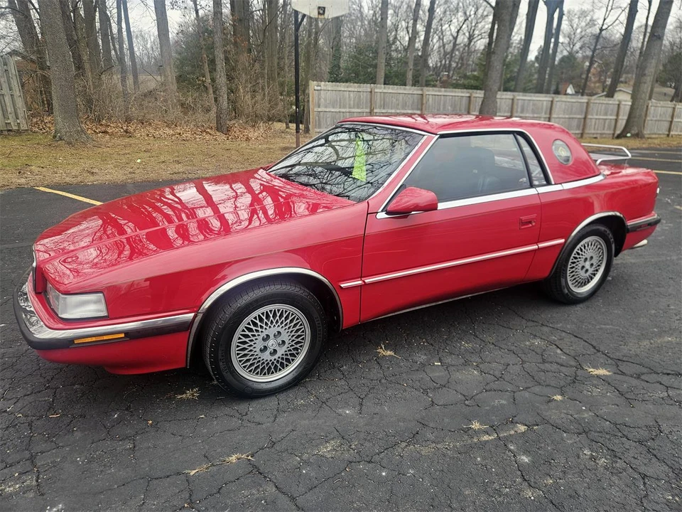 1991 Chrysler TC by Maserati - Image 7 of 31