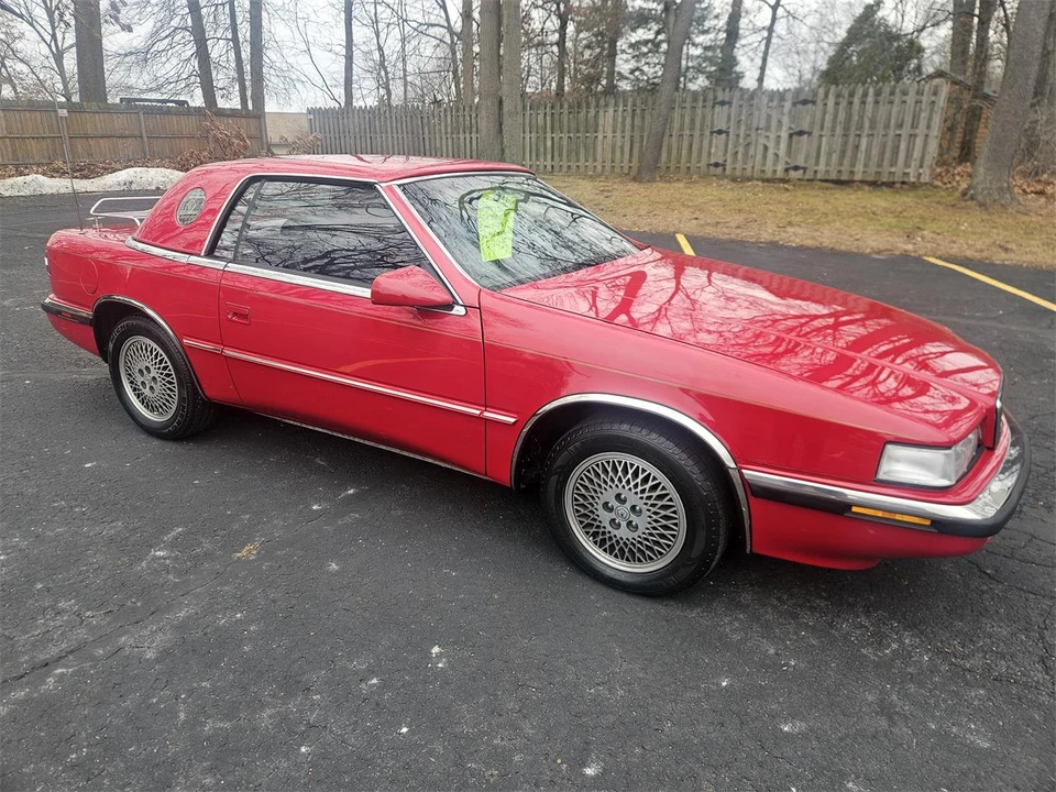1991 Chrysler TC by Maserati - Image 23 of 31
