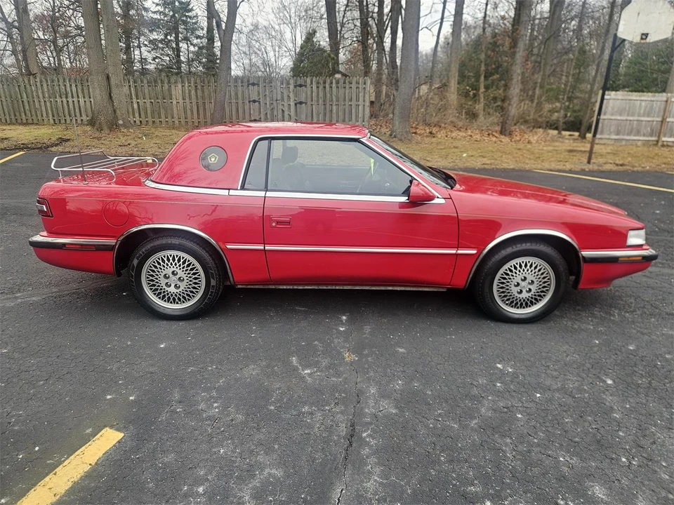 1991 Chrysler TC by Maserati - Image 26 of 31