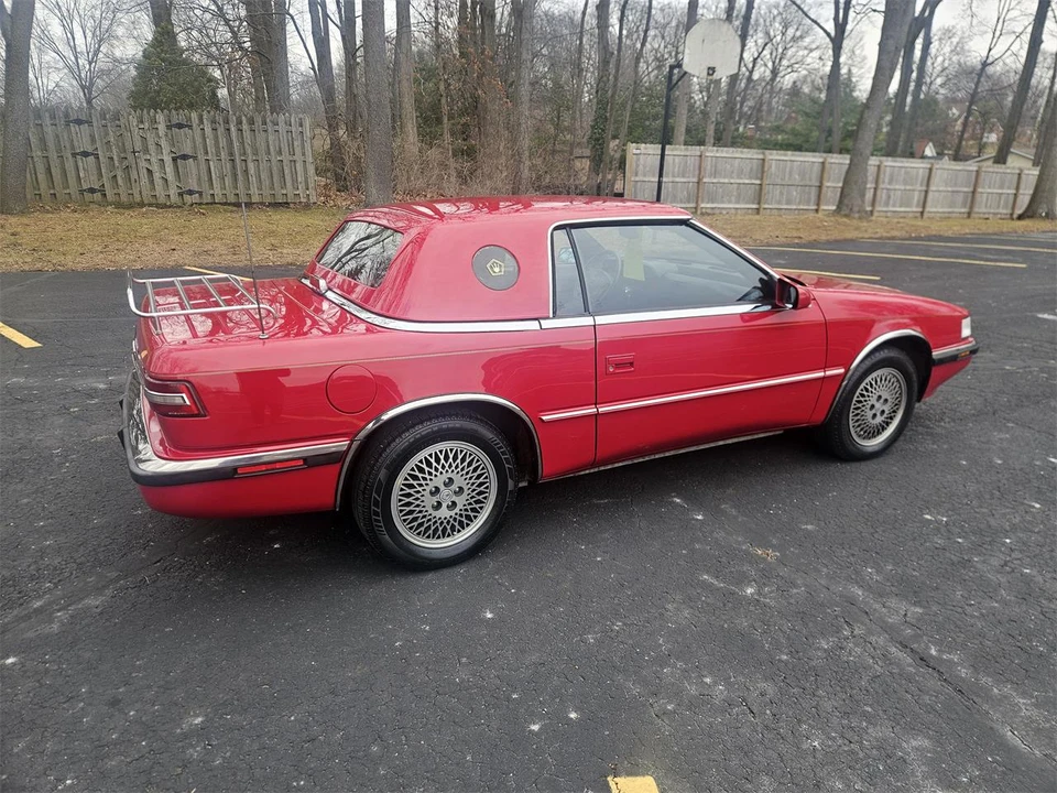 1991 Chrysler TC by Maserati - Image 27 of 31