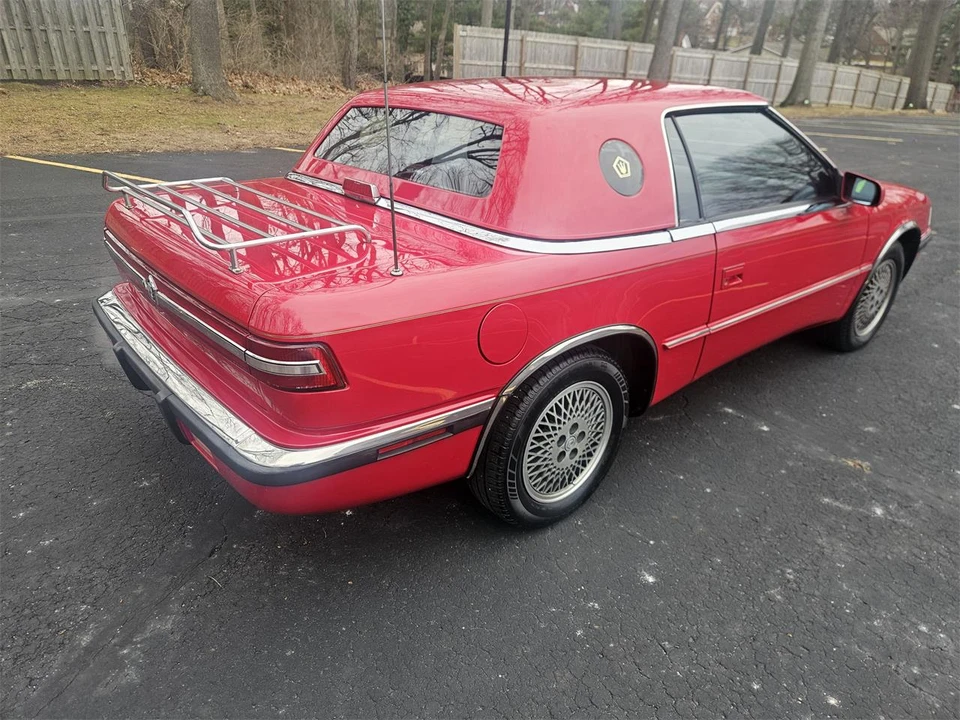 1991 Chrysler TC by Maserati - Image 29 of 31